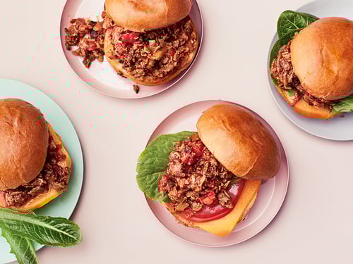 Beanit ® Fava bean mince Sloppy Joe burger
